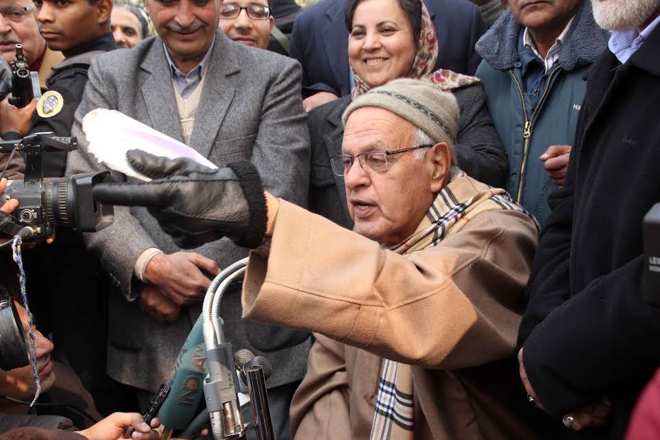 PDP’s delay in forming government won’t change Modi: Farooq Abdullah